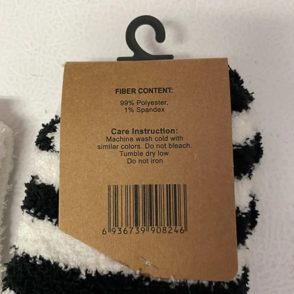 N/A fuzzy socks